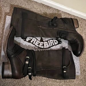 Freebird, Gia size 8, distressed black